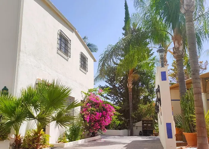Finca La Vida Loca- For Adult Guests